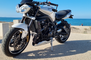 Triumph Street Triple 675R
