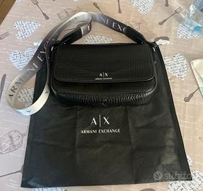 Borsa Armani Exchange