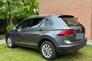 Volkswagen Tiguan  1.6 TDI Business - 2018 grigio