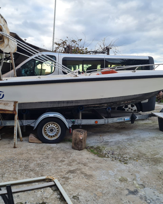 Barca + Motore + Carrello + Dot.di bordo