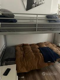 Letto a castello Ikea con materassi
