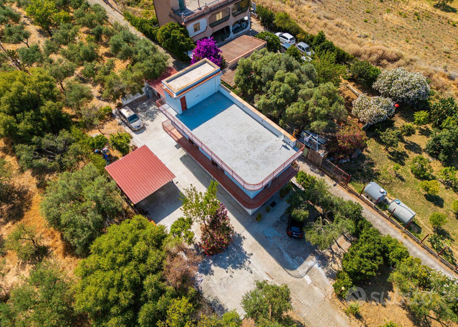 Panoramica villa indipendente con giardino V/8 - Vista 2