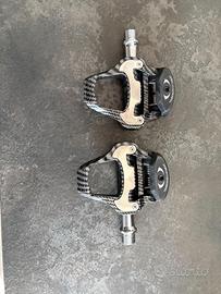 Pedali carbonio + copriscarpe