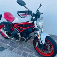 DUCATI Monster 797 PLUS
