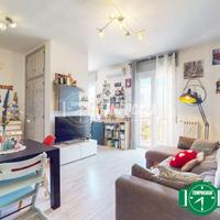 TRILOCALE RISTRUTTURATO E LUMINOSO!!