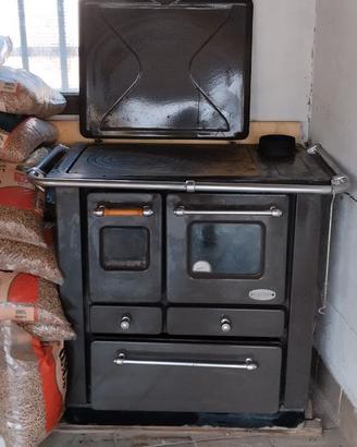 Stufa/cucina della SIDEROS