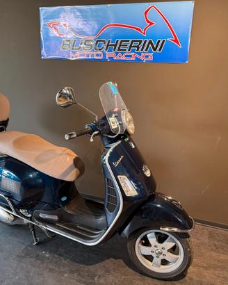 Vespa 1 250 GTS I.E.