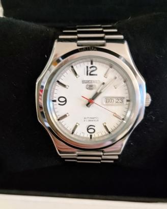 Seiko 5