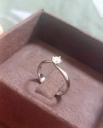 Anello Solitario Gioielli di Valenza Oro Bianco 18