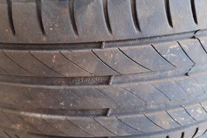 Set pneumatici estivi