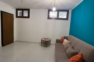 Sinnai ampio bivano seminterrato arredato