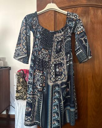 Al ginocchio vestito versatile