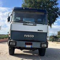 Autotreno Iveco 330-36 e rimorchio CTC