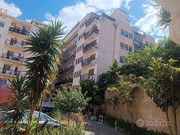 Centrale nuovo attico con terrazzo vista mare