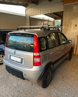 Fiat panda 4x4 climbing