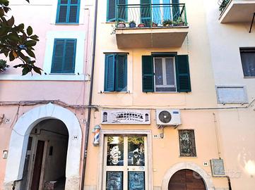 3 LOCALI A RIGNANO FLAMINIO