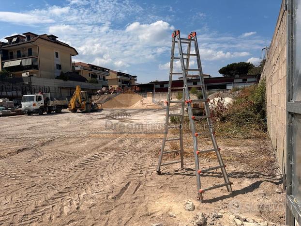 Piazzale Via Oasi Sacro Cuore