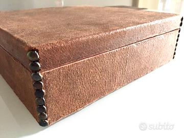 Scatola in cuoio per sigari e oggettistica