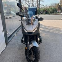 Honda x-adv 750