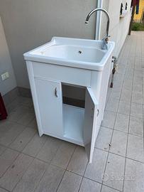 Mobile lavatoio bianco