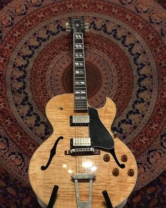 Gibson 175 1997 (AAAA Flame Maple)