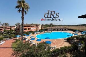 Pisticci marina. Blue Village II. Affaccio piscina