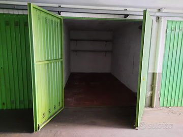 Inquilino per box auto ozzano