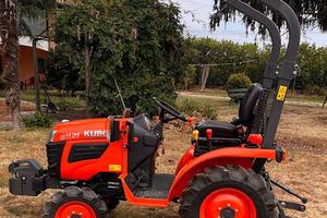 Trattore Kubota B1121
