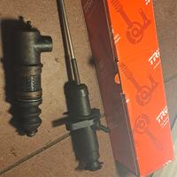 Alfa 147 156 GT pompa frizione usata cilindro rip