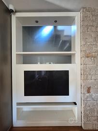  mobile d arredo compresa un tv ultrapiatto 