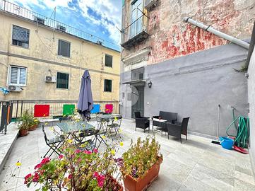 3 LOCALI A NAPOLI