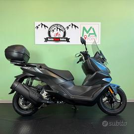 VOGE SFIDA SR3 300 SOLO 5 KM FINANZIABILE