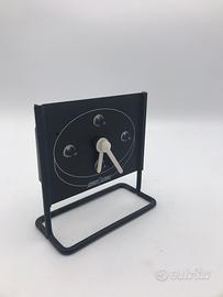 Orologio da tavolo con videocamera