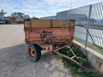 Rimorchio agricolo usato