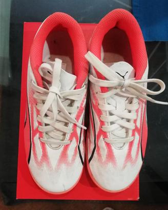 scarpe calcetto Puma n. 32