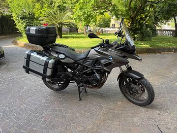 BMW F 700 GS novembre 2012, borse GiVi in omaggio