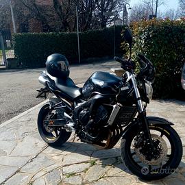 Yamaha FZ6 