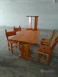 tavolo con sedie da giardino o veranda