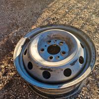 4 cerchi acciaio 17 " per iveco