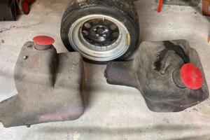 Ferrari classiche, vari ricambi.