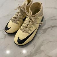 Scarpe da calcio Nike, taglia 32