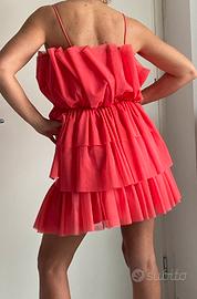 Stupendo abito in toulle.