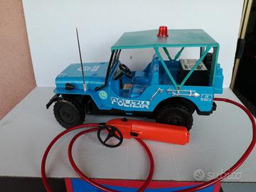 Modello jeep polizia di stato reel no burago