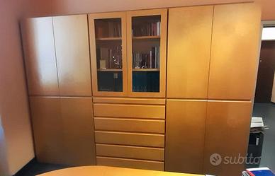 Arredamento ufficio in legno (da falegname)