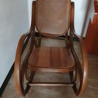 sedia a dondolo anni 1970 vintage in legno