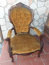 2 poltrone velluto € 40