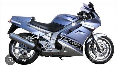 Honda VFR 750 F RC 36