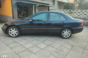 Mercedes C240