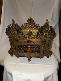 Portacorrispondenza in bronzo