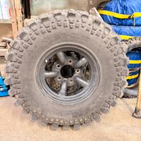 Set 5 pneumatici + 4 cerchi  fuoristrada 35”